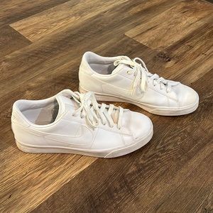 Men’s Nike Sweet Classic Leather size 11